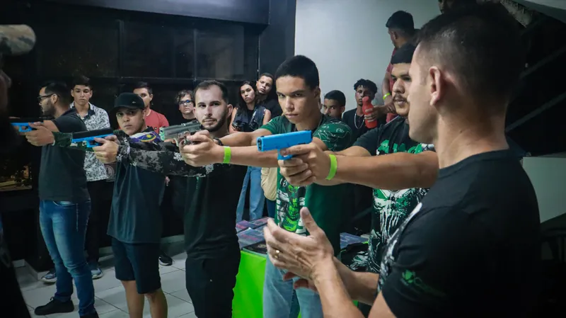 Alunos durante a Operação Alvorada
